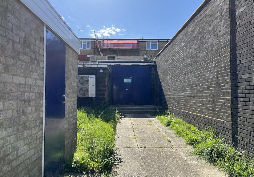 6 Furnace Parade, Furnace Green, Crawley RH10 6NX Graves Jenkins